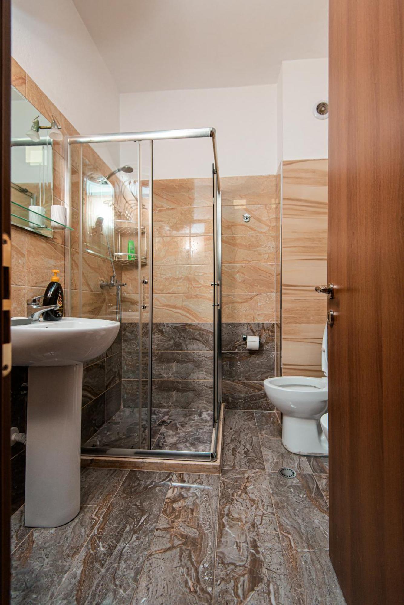 Loris Apartaments 206 Дуррес Экстерьер фото